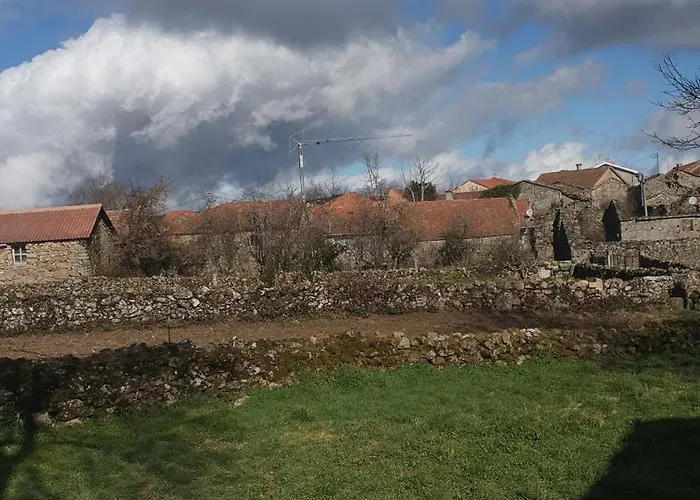 Cantinho De * Tourem